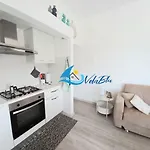 公寓 Langolo Sul Mare La Quiete Con Vista Sul Mare 圣巴特罗摩艾美尔